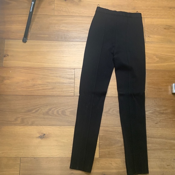 Authentic GIVENCHY Punto Milano Black Leggings with silver zipper at the side - Picture 4 of 9